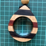 寄木ルーペペンダント