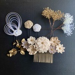 ダリア×梅結びピン×かすみ草