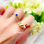 SALE❣️1500円→1200円【赤いハイヒール👠】赤／ミニ薔薇／ドライフラワー／金箔／ホログラム／ゴールド／フリーサイズ／スチールリング／レトロ／大人かわいい／上品／エレガント／花