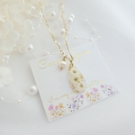ショート ( ホワイト ) 春  ♡ かすみ草 がぎゅっと入った ♡ レジン ネックレス / 淡水パール / ギフト /  ゴールド / 花