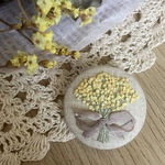 No.08 刺繍ブローチ