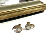 90sVINTAGE EARRING ミルキーカラーヴィンテージ　ストーンイヤリング　アンティーク  クラシカル　花　フラワー　大ぶり　クリップ　ナチュラル　90年代　透かしボタン風　