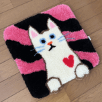 ★置けば乗る・・・フカフカラグマット★　ワンちゃんねこちゃんのベッドにピッタリ♪♪　もちろん人間用にも（笑）