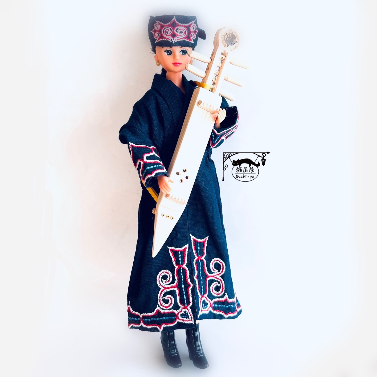 アイヌ古式舞踊 楽器トンコリ TonKori