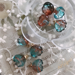 グラデーションフラワーガラスチャームグリーン2個♡