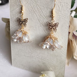 【売り切りSALE】青いカンパニュラのピアス/イヤリング　　N415