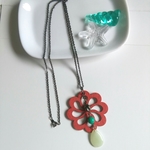 ❮Sale❯お花と天然石フローライトのロングネックレス