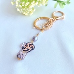 《梅結び×あわじ玉猫》水引 キーホルダー