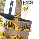 富士額なハリネズミ🦔が可愛い団扇が入る”肩掛け”bag