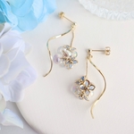 ブルーフラワー×しゃぼん玉 ピアス/イヤリング