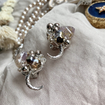 三日月とアメジスト鉱石のイヤリング・ピアス