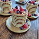 飾れるsweets「フルーツたっぷりパンケーキタワー」