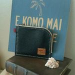 L字ファスナー革のコインケース（コンビ）