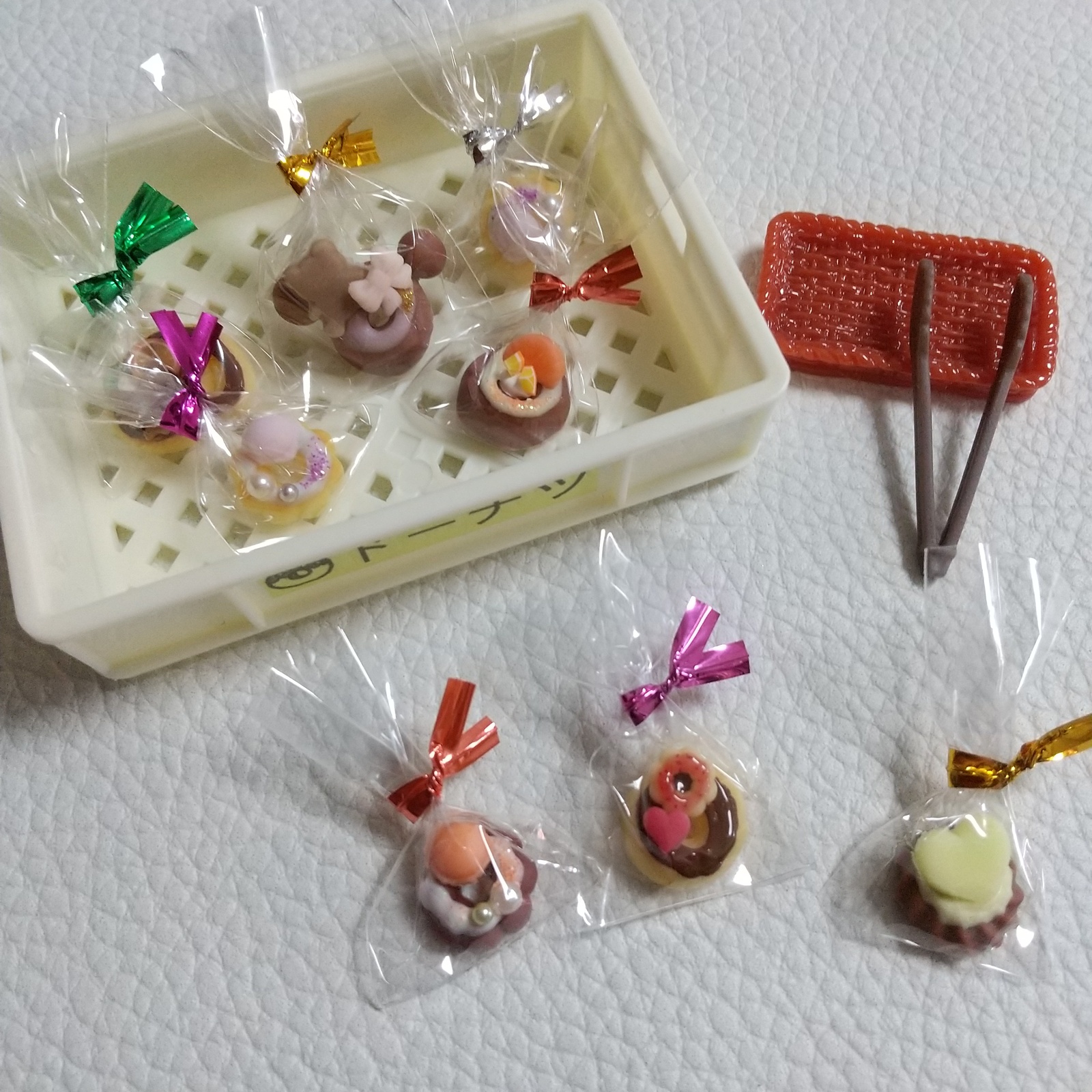 ミニチュアセット ドーナツMIX#273フードコンテナ、トレイ