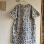 ハーフリネンデージー刺繍のチュニック