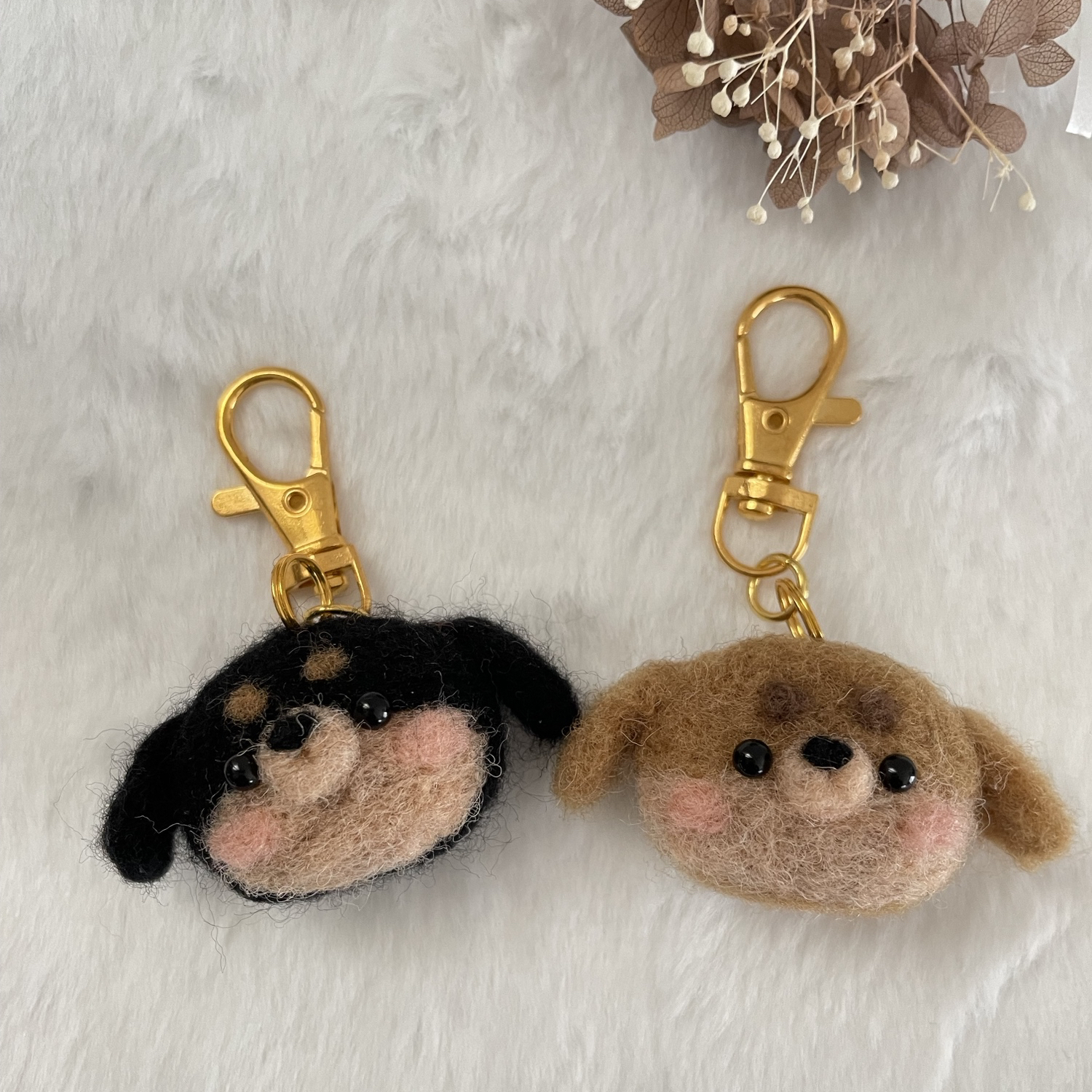 羊毛フェルト　獅子舞犬　ミニチュアダックス① 羊毛フェルト 獅子舞犬 ミニチュアダックス① （羊毛フェルト