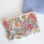 インド刺繍＊ポーチ     プレゼント ギフト