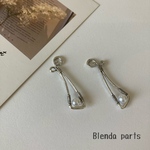 【2個】アンティーク風　くるりんシルバーチャーム