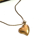 90sVINTAGE  18gfハートnecklaceヴィンテージ　ミニ　カラーネックレス　ブラックフラワー　アンティーク  クラシカル　ゴールド　コスチュームジュエリーブライダル　結婚式　シルバー
