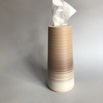 ティッシュケース【Paper Candle_S】マットアース（※柄はランダムです）　　　　　　　　　キャンドルから着想した卓上コースターほどの極狭スペースに収まるティッシュケースです。