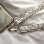 ショルダーストラップ インド刺繍 リボン スマホストラップ ショルダースマホストラップ ホワイト