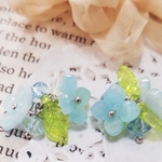 色が変わる紫陽花のピアス