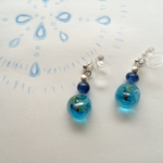 梅雨を楽しむレインドロップイヤリング
