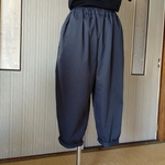濃いグレーのもんぺパンツ〜少し大きめ〜サイズ