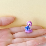 ミニチュア　紫陽花と女の子（紫）ハンドメイド