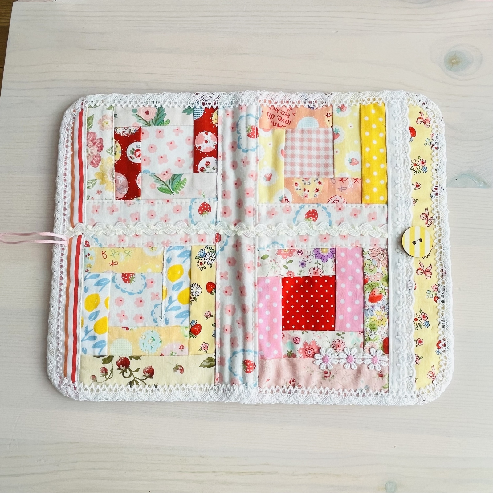 パッチワークのマルチケース♪ - HANDMADE ANNE'S GALLERY | minne