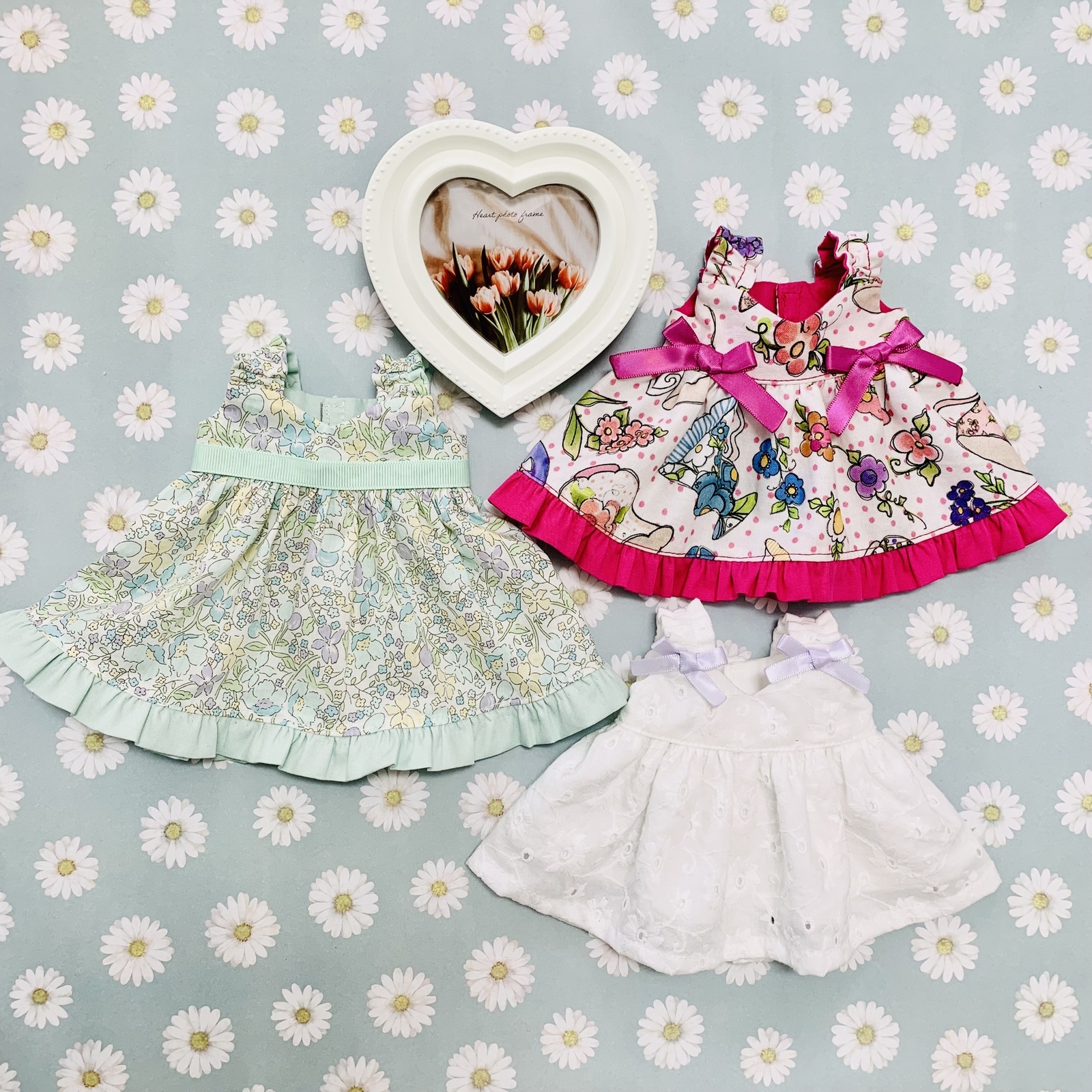 ていねいに作るドール服】型紙26cmドール ワンピース5種類 アレンジ