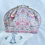 リバティ  オシャレ！ 使いやすい！ と評判のリバティ柄 化粧ポーチ(小)