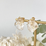 白紫陽花の花鉱石｜イヤリング ノンホールピアス  ピアス