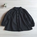 やっぱり黒が好き★袖ふんわり黒レースギャザーブラウス