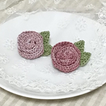 夏🌴先取りSALE🌟カラーレース糸で編んだ巻き薔薇🌹のミニブローチ