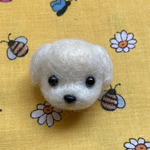 マルチーズのブローチ