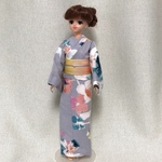 ジェニー・momoko 浴衣　グレー・花柄