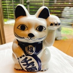 家と家族に福をもたらすまねき猫