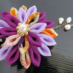 つまみ細工の花の2Wayクリップ（紫）
