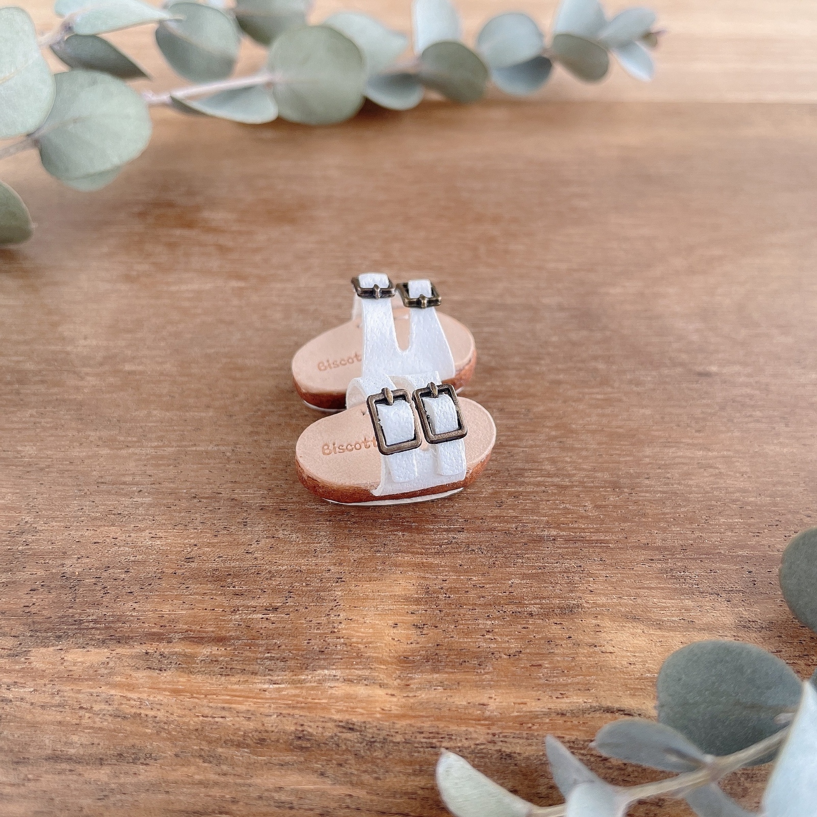 d4a3d19a34614261c878d9739ffbd2