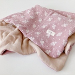 多重ガーゼケット　ナチュラル刺繍生地　くすみピンク　カフェマット　ひざ掛け　ブランケット　オールシーズン　ハンドメイド　プレゼント　出産祝い　出産ギフト　出産準備　枕カバー