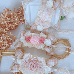 ぽわぽわローズの乙女ヘッドドレス ペット用アクセサリー ペット用カチューシャ ペット用ヘッドドレス 誕生日 バースデー 撮影会 記念日 お出かけ 薔薇 リボン 犬 猫 インスタ映え