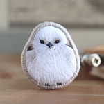 シマエナガの刺繍ブローチ(受注生産販売)