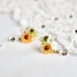 向日葵の花束ピアス/イヤリング（イエローグリーンカラークリスタルガラス）