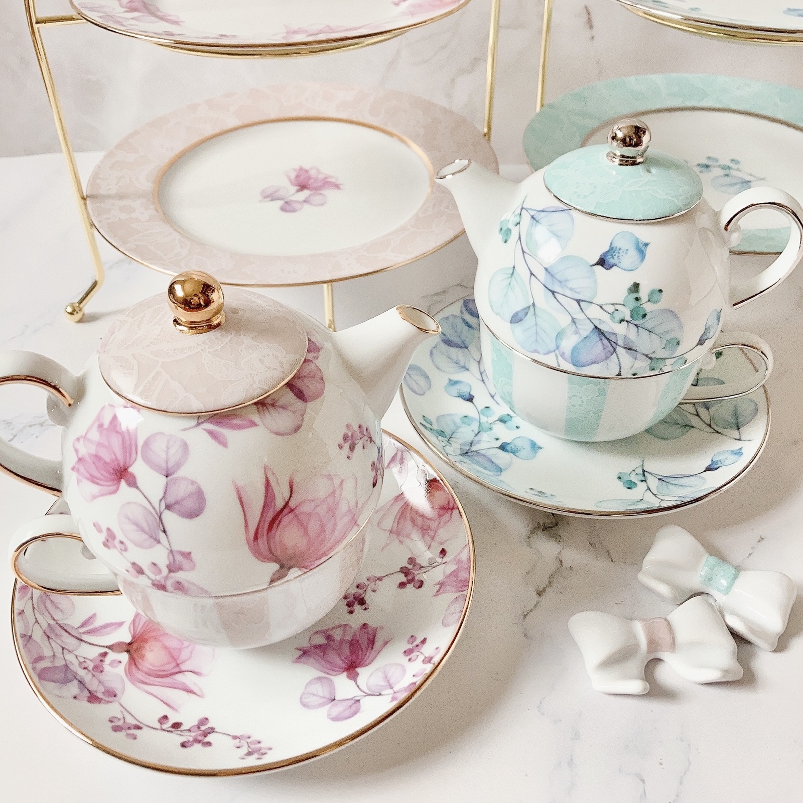 爽やかブルーのフラワーアフタヌーンティーセット - Luciole