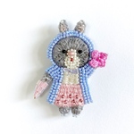 ☆11 夏のおともだちブローチ 刺繍ブローチ ビーズ　うさぎ