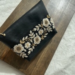 刺繍リボンマチ付きポーチ