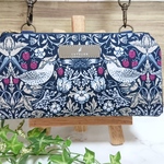 ストロベリーシーフ🌸お財布ショルダーバッグ【ポーチ付き】