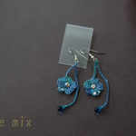 K様予約品☆花と蕾のピアス　ブルー