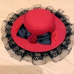 送料込みかなり大きめ赤に黒レース薔薇リボンが小悪魔可愛い滑り止め付きヘアクリップ2個ハット